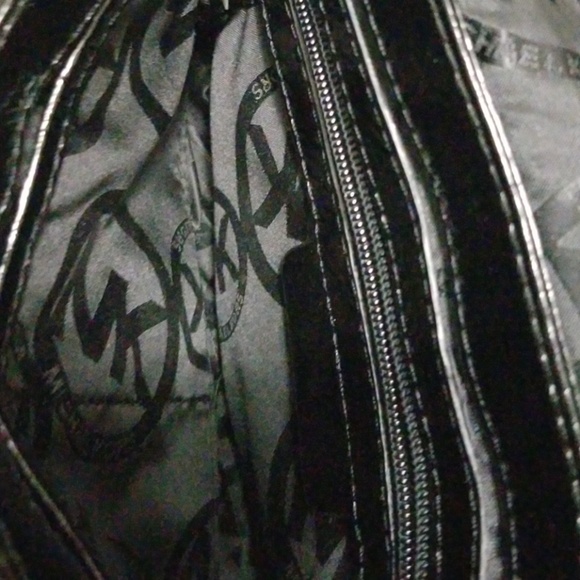 Michael Kors purse - Picture 3 of 5